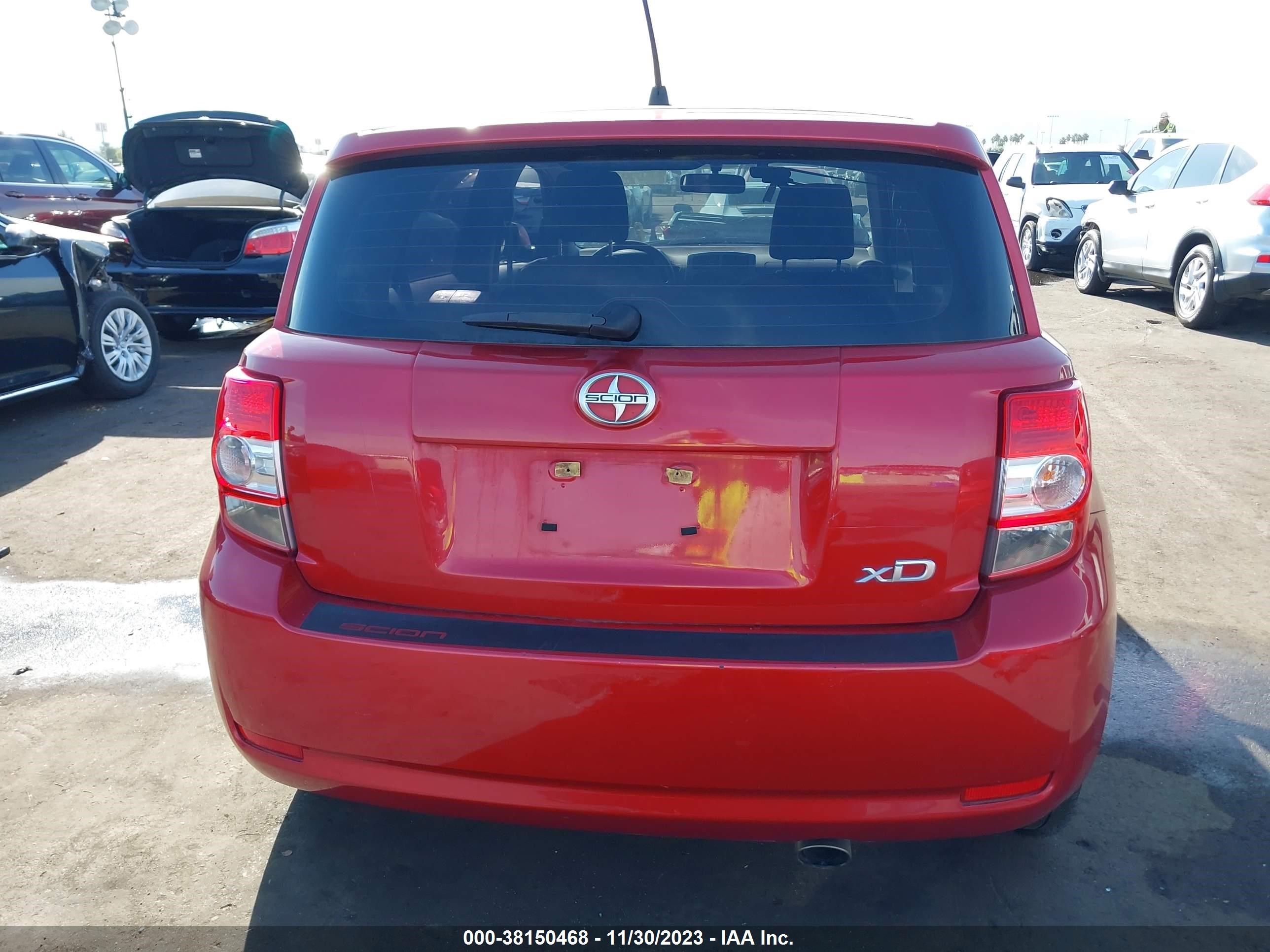 Photo 16 VIN: JTKKU10408J026957 - SCION XD 