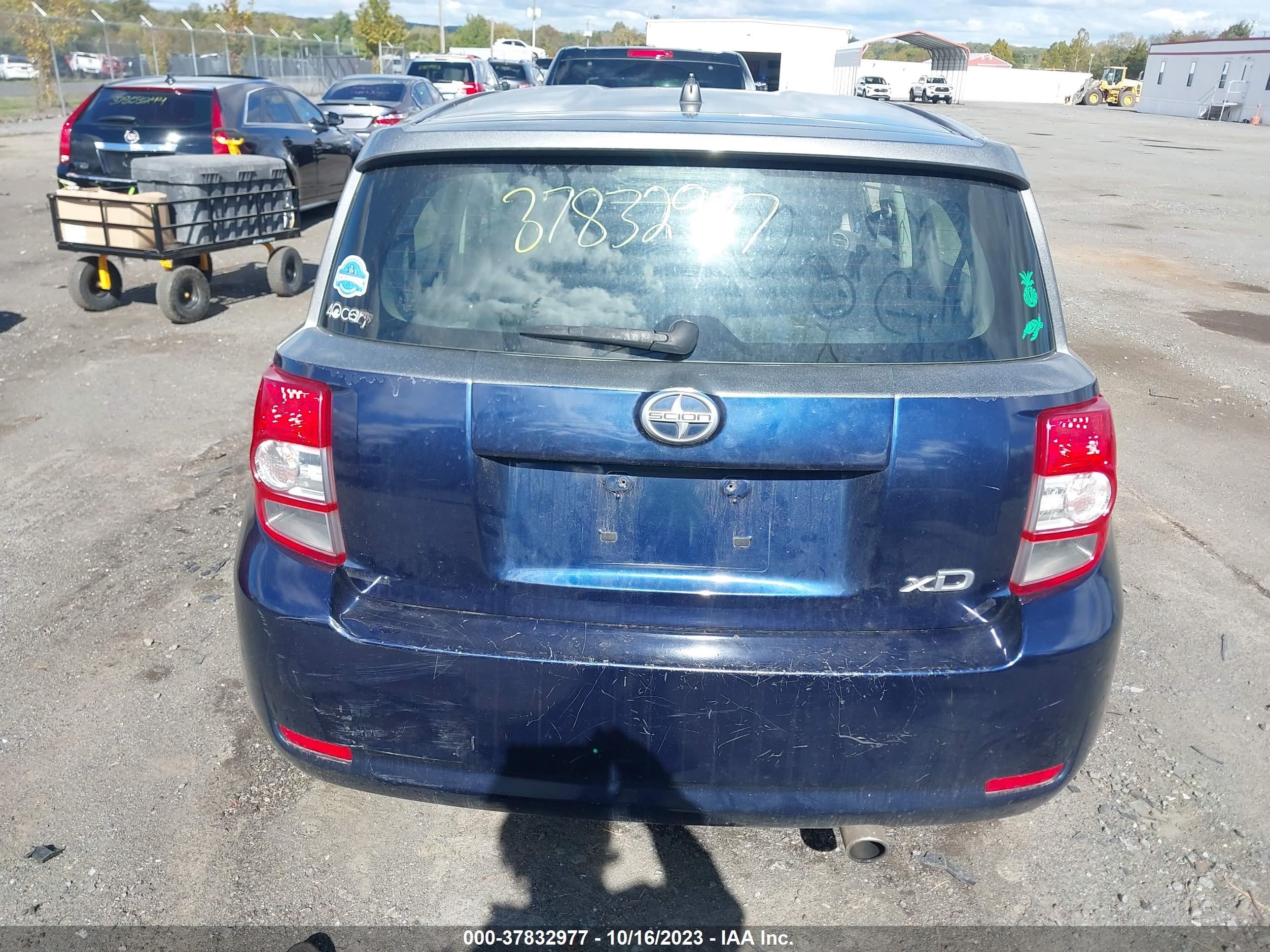 Photo 15 VIN: JTKKU10409J045879 - SCION XD 