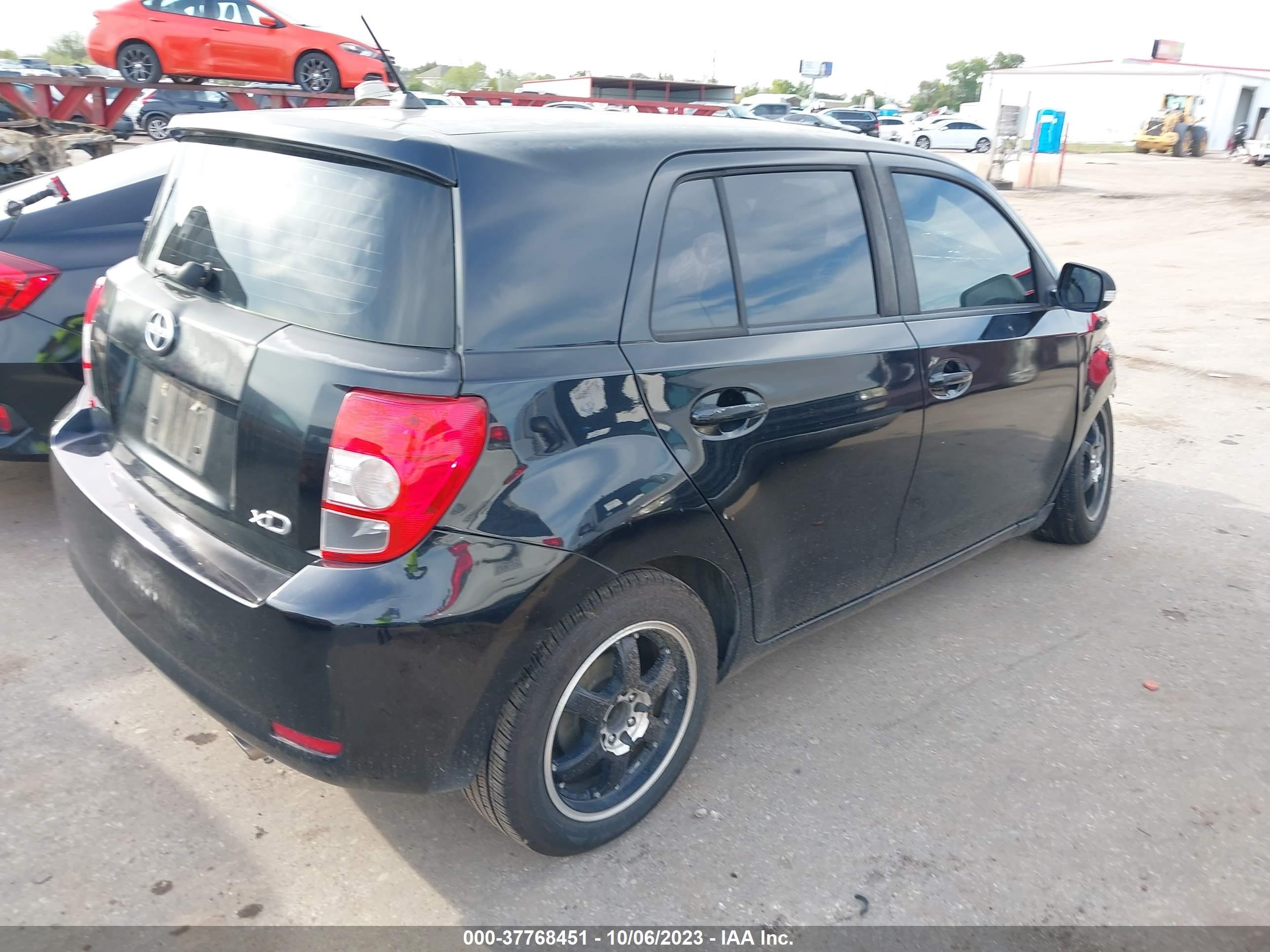 Photo 3 VIN: JTKKU10418J001534 - SCION XD 