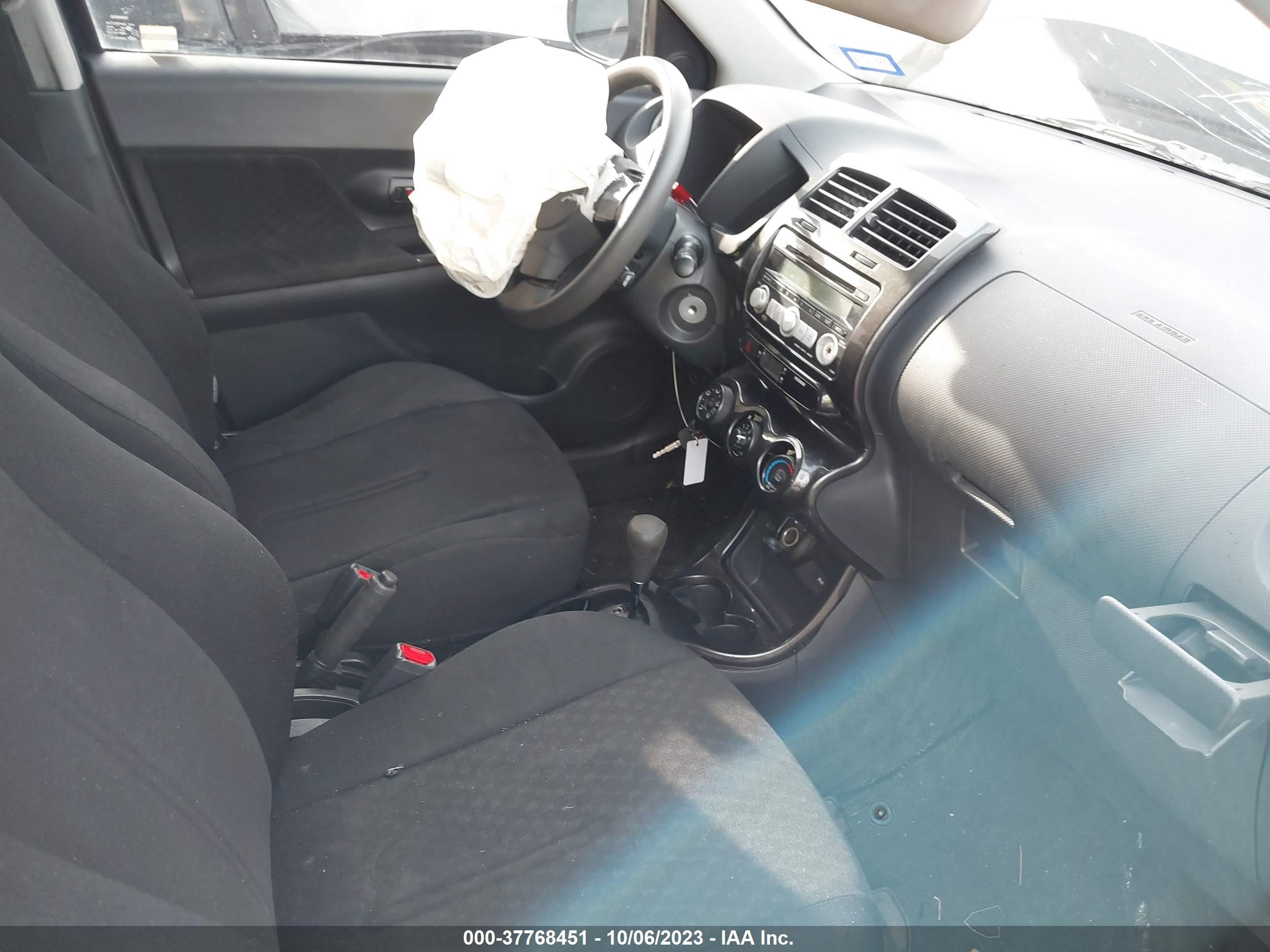 Photo 4 VIN: JTKKU10418J001534 - SCION XD 