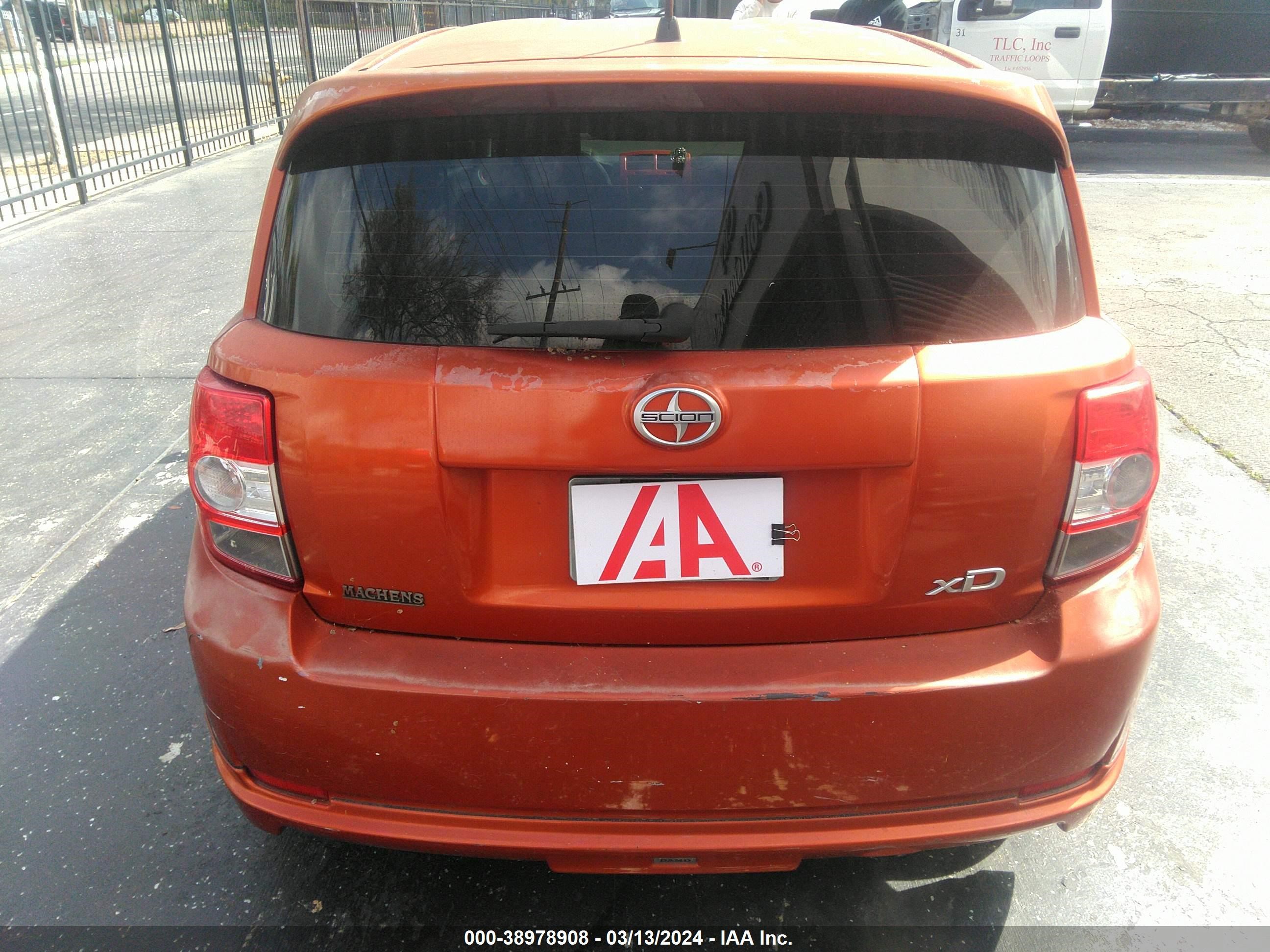 Photo 11 VIN: JTKKU10418J029687 - SCION XD 