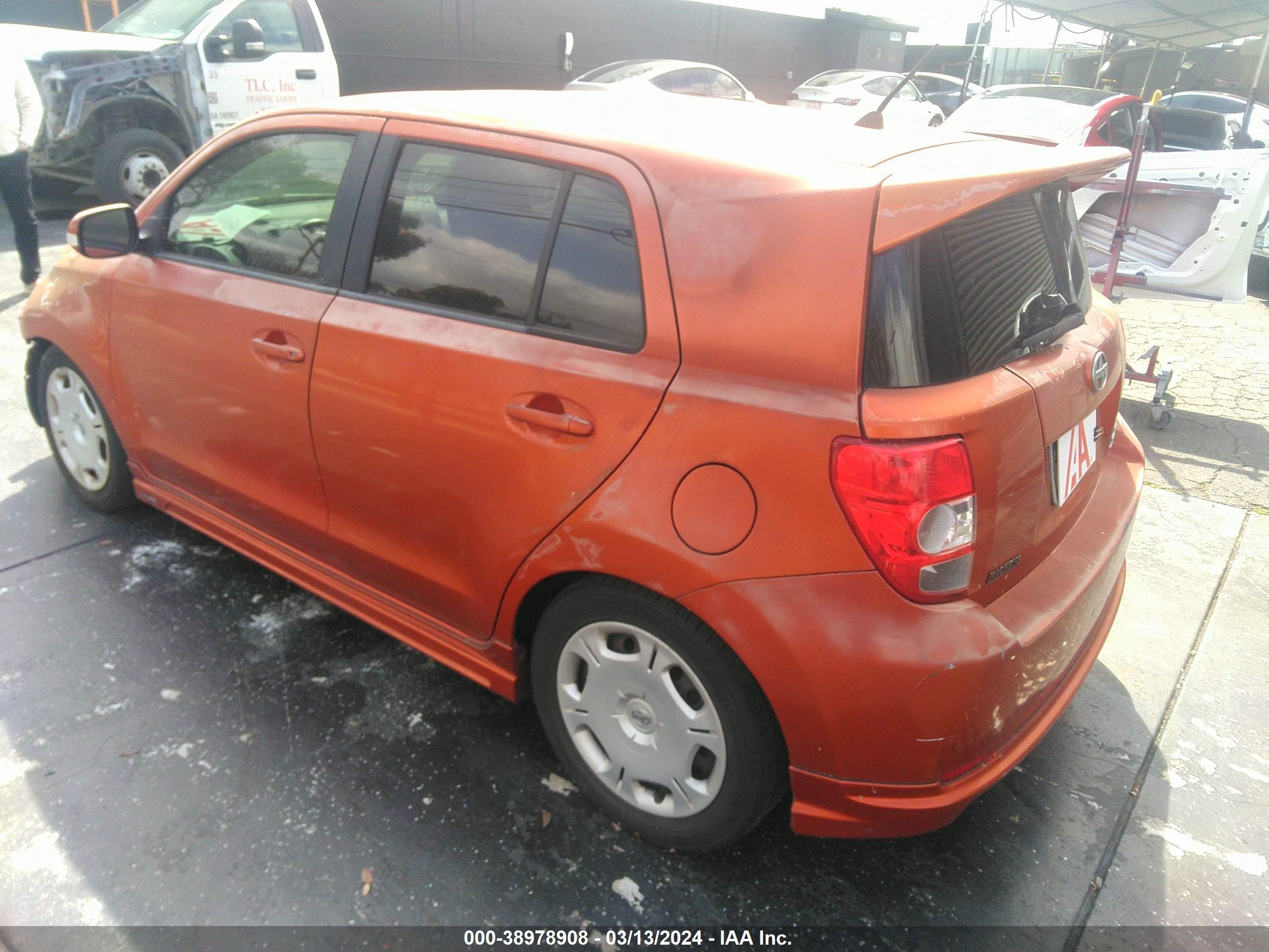 Photo 2 VIN: JTKKU10418J029687 - SCION XD 