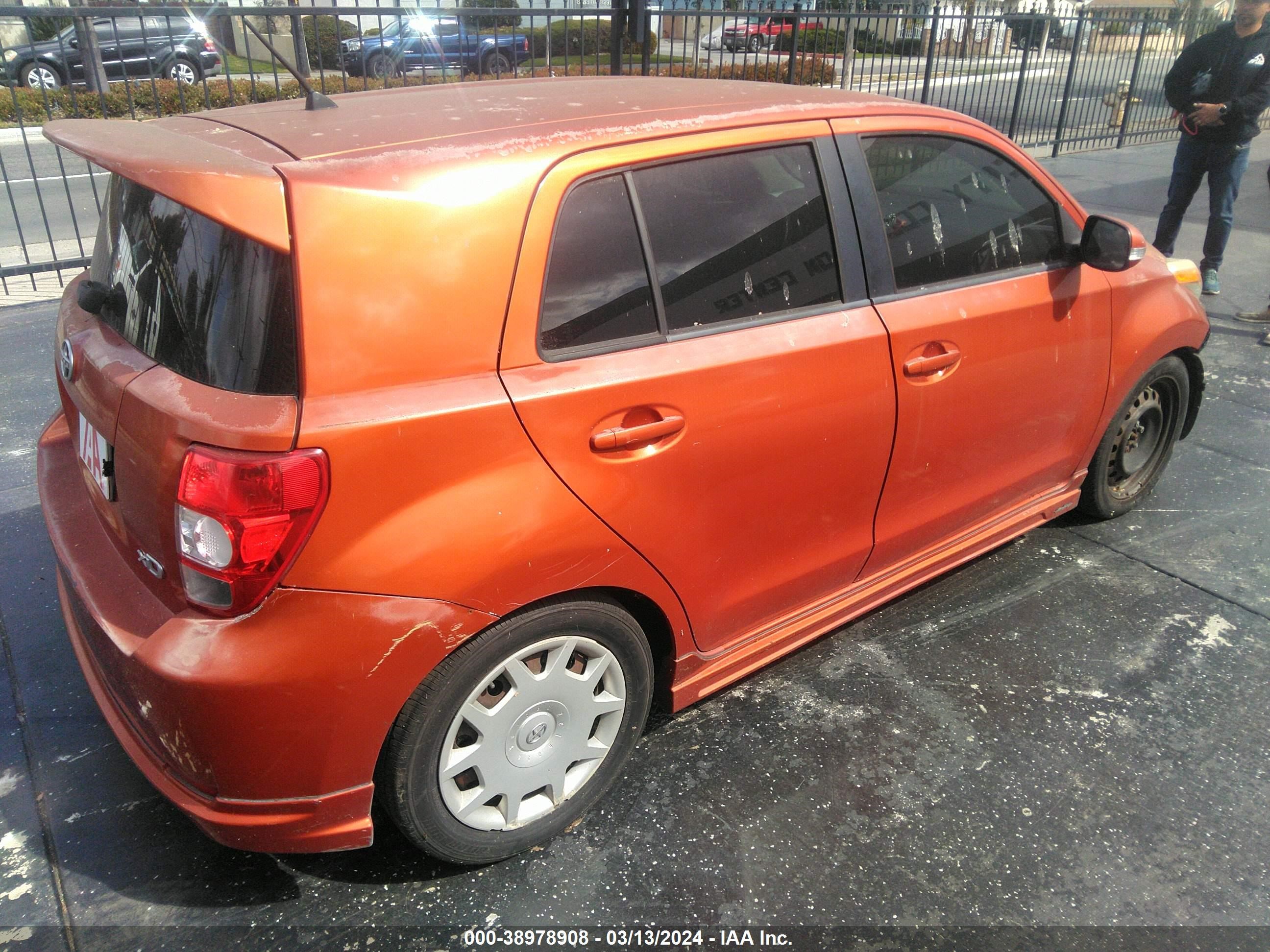 Photo 3 VIN: JTKKU10418J029687 - SCION XD 