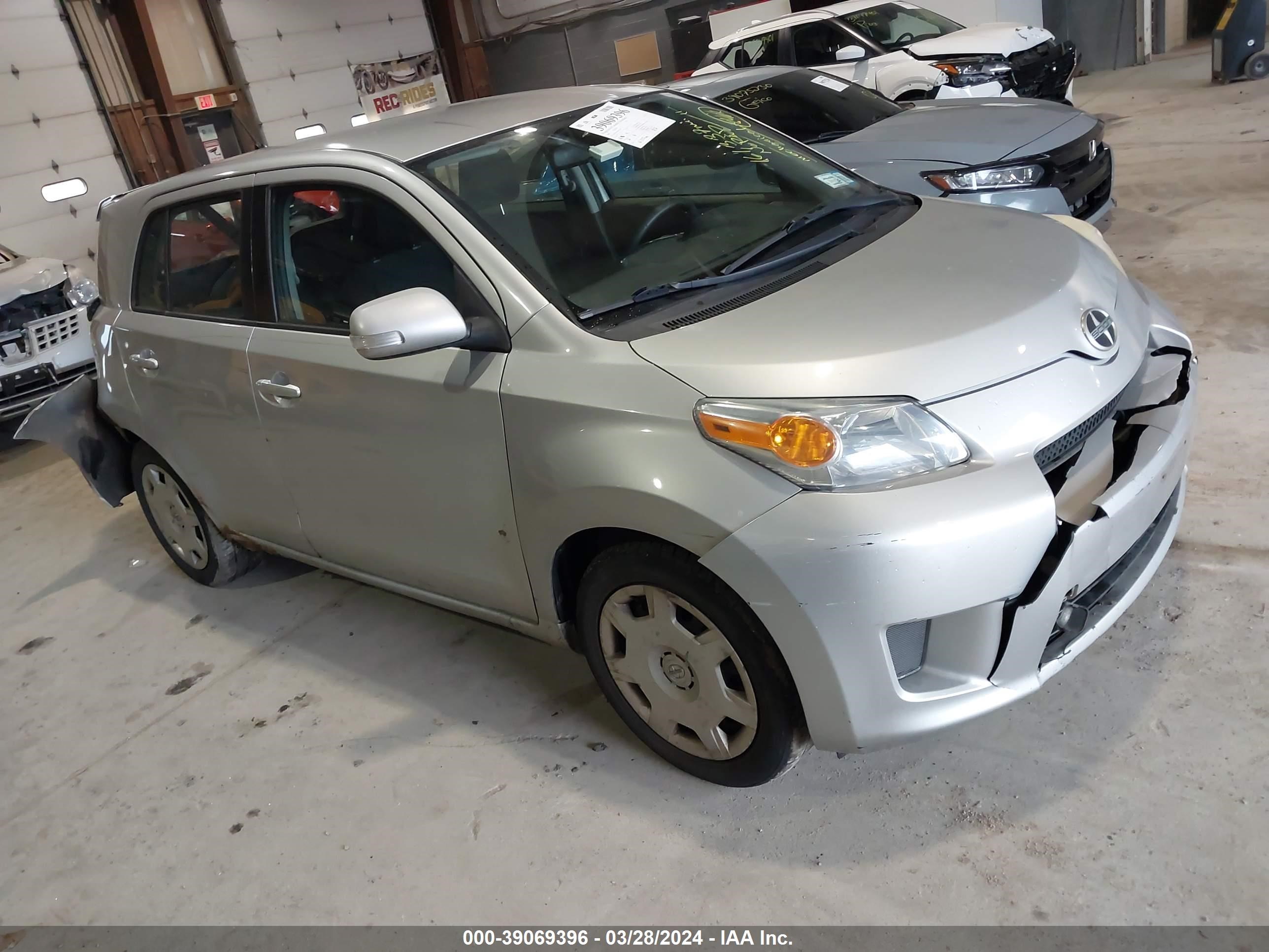 Photo 0 VIN: JTKKU10418J032783 - SCION XD 