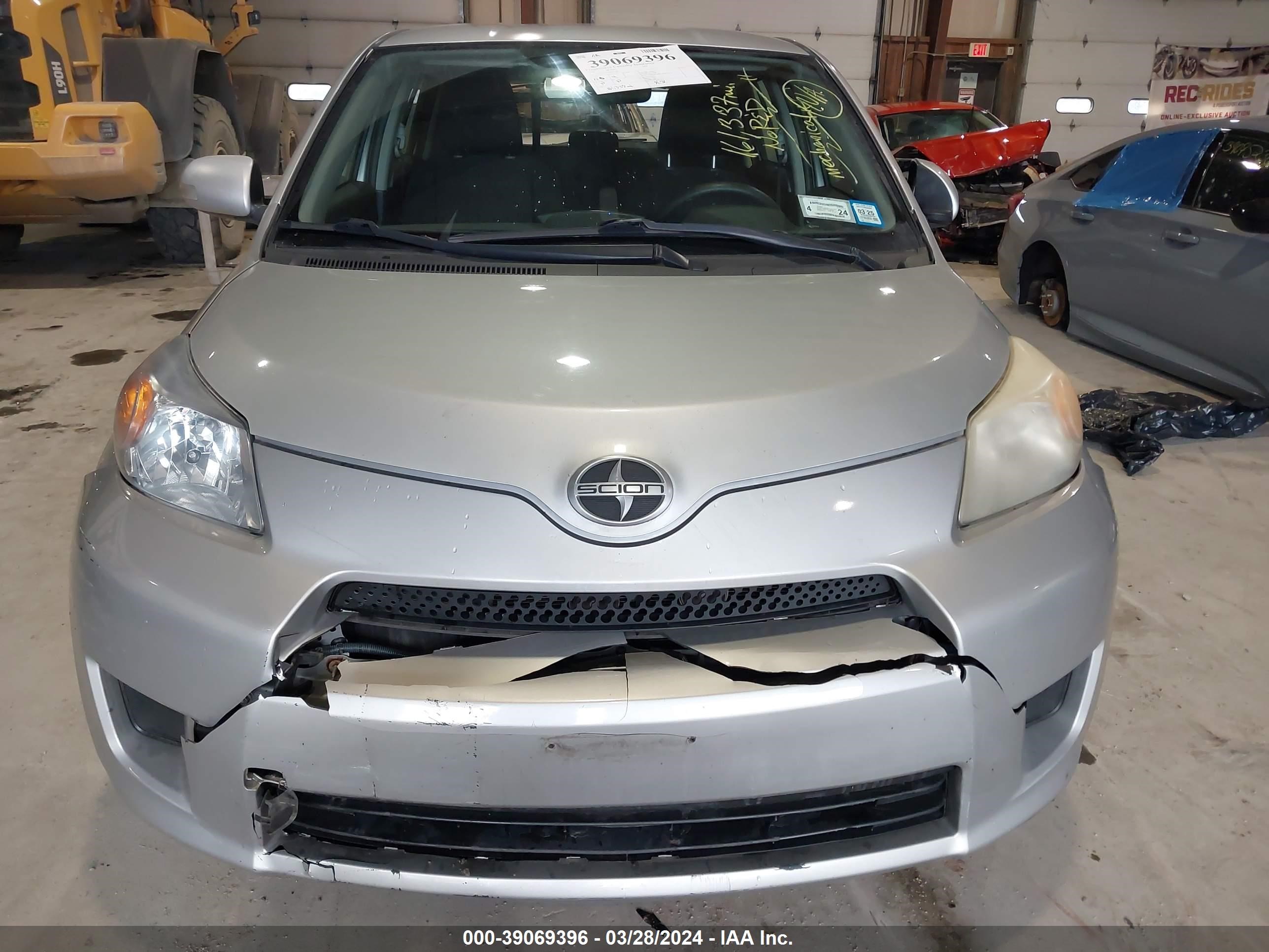 Photo 12 VIN: JTKKU10418J032783 - SCION XD 