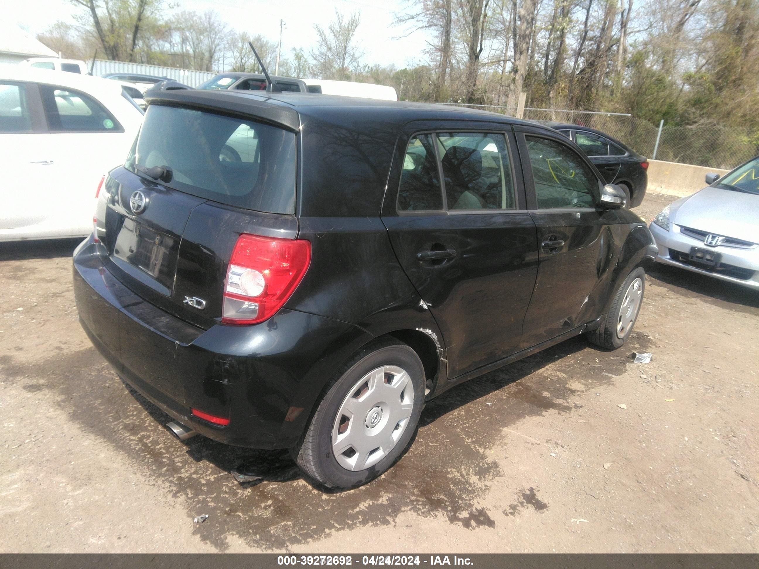 Photo 3 VIN: JTKKU10428J014213 - SCION XD 