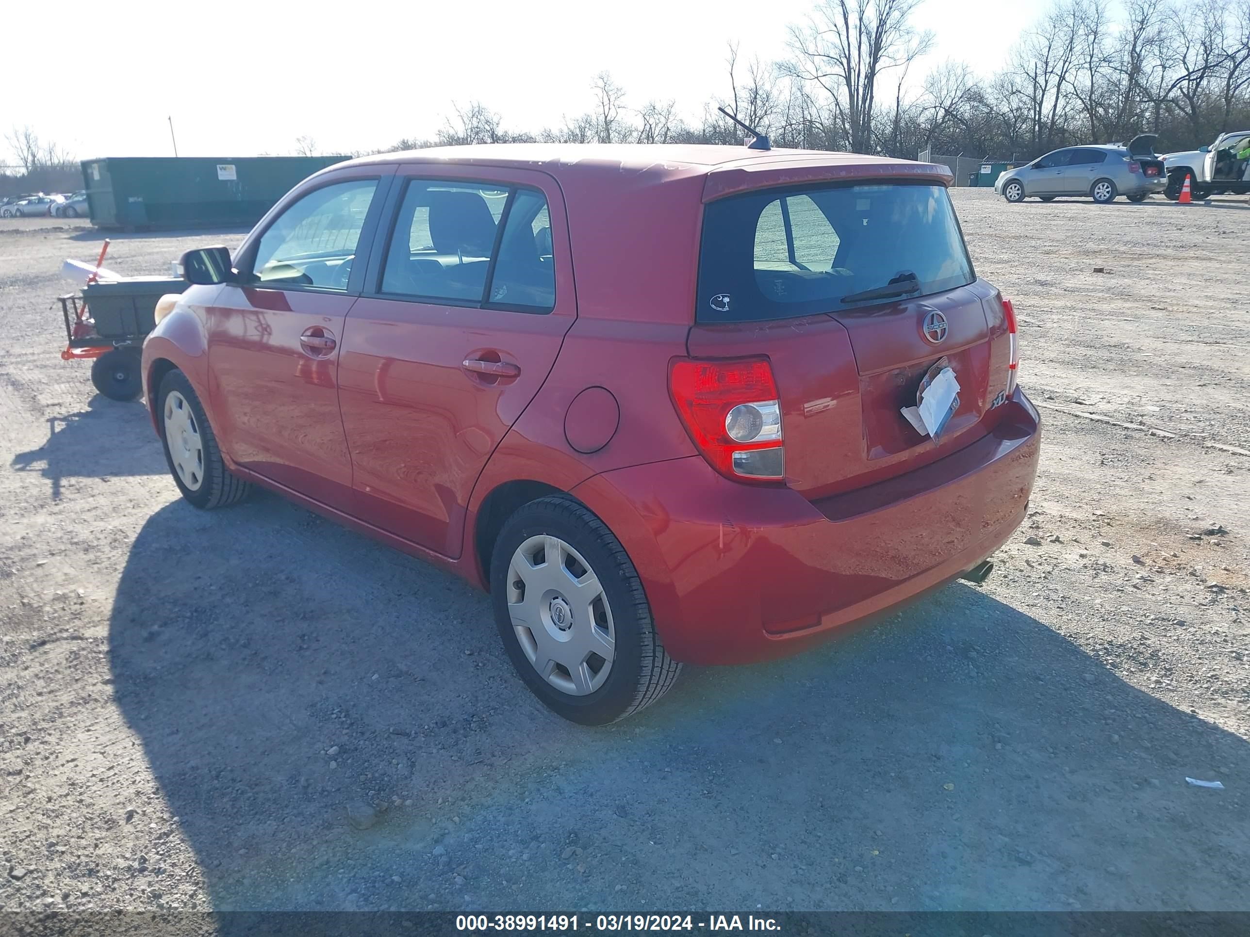 Photo 2 VIN: JTKKU10428J026698 - SCION XD 