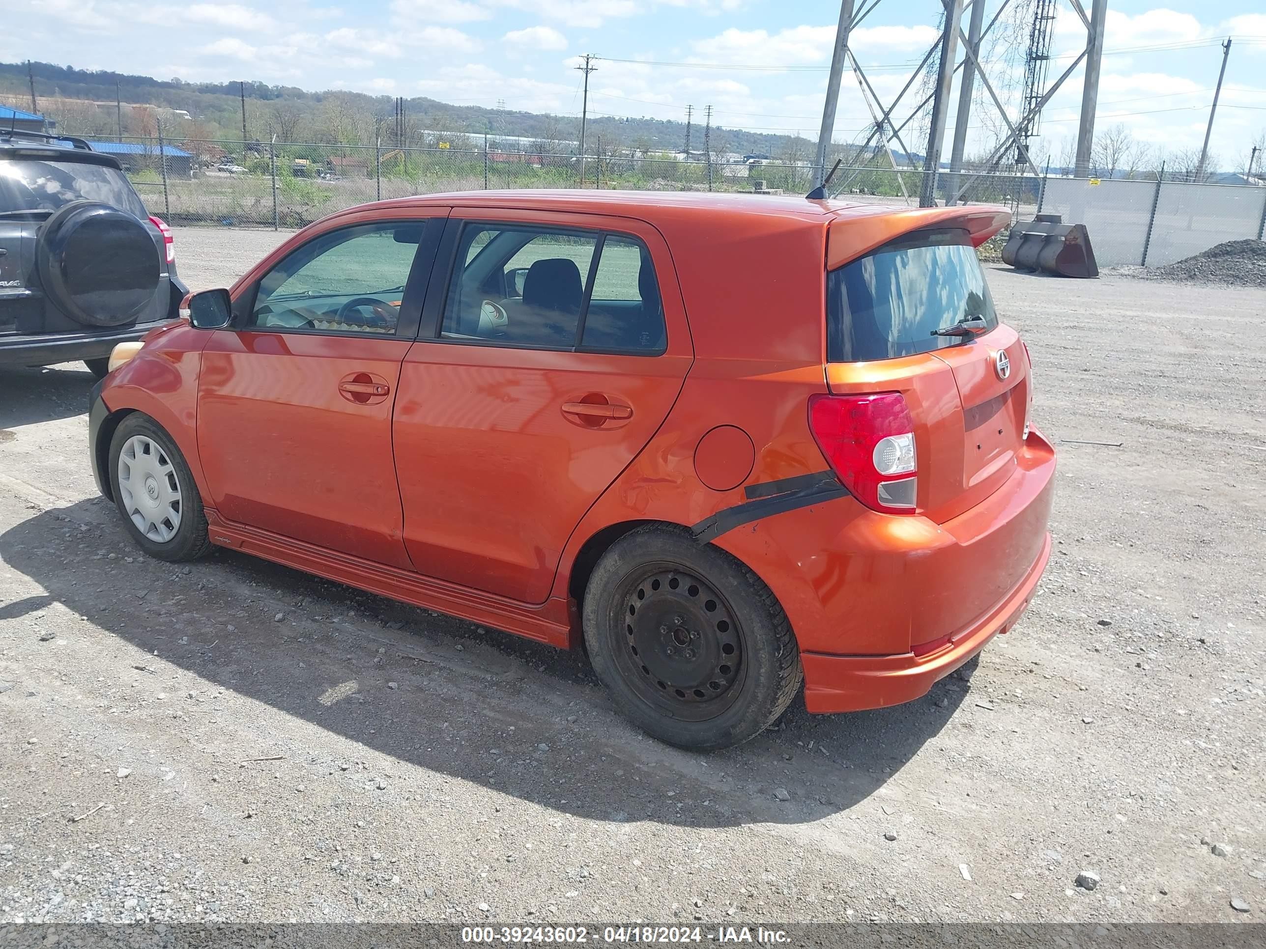 Photo 2 VIN: JTKKU10428J029116 - SCION XD 