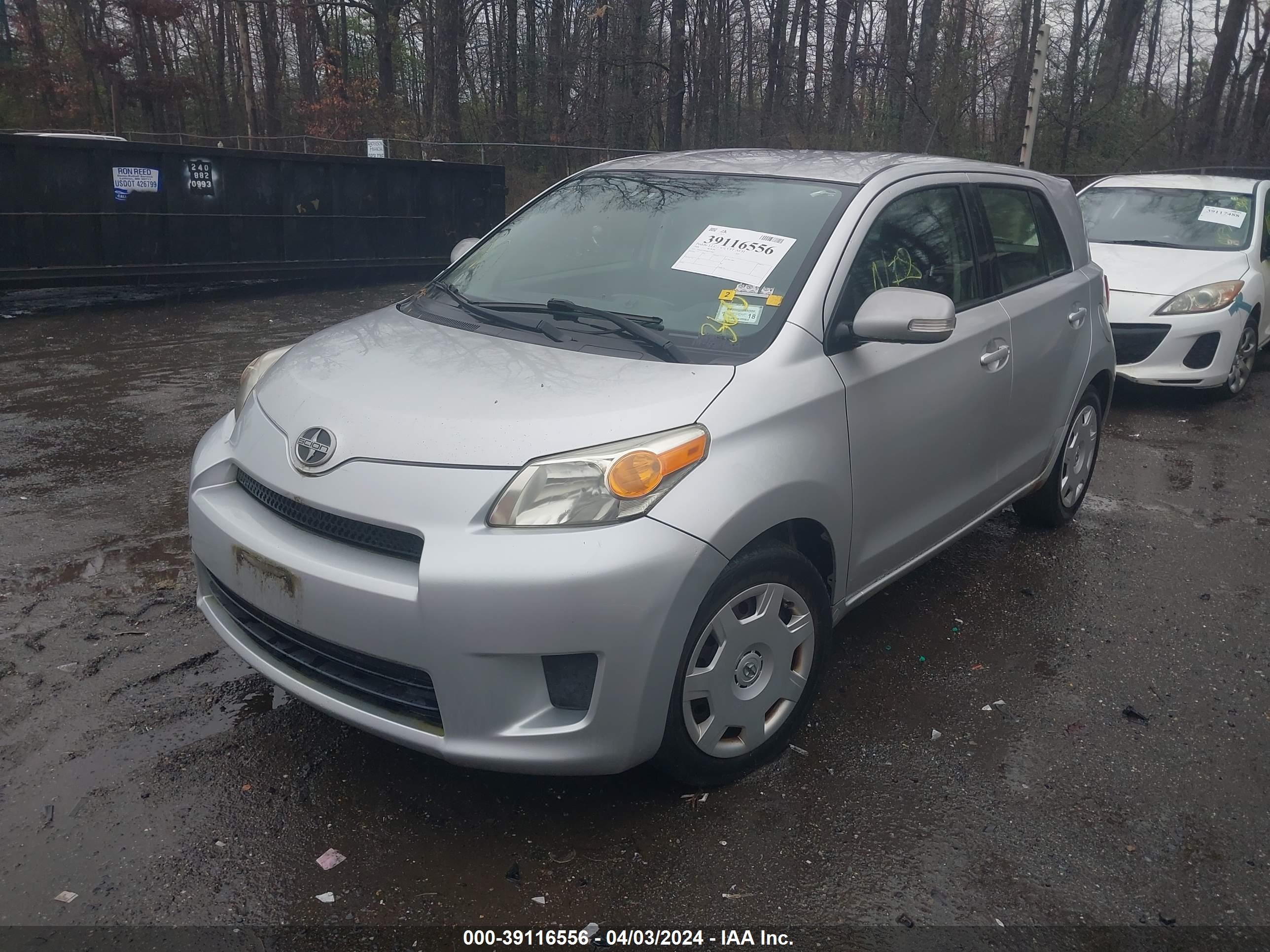 Photo 1 VIN: JTKKU10448J017985 - SCION XD 