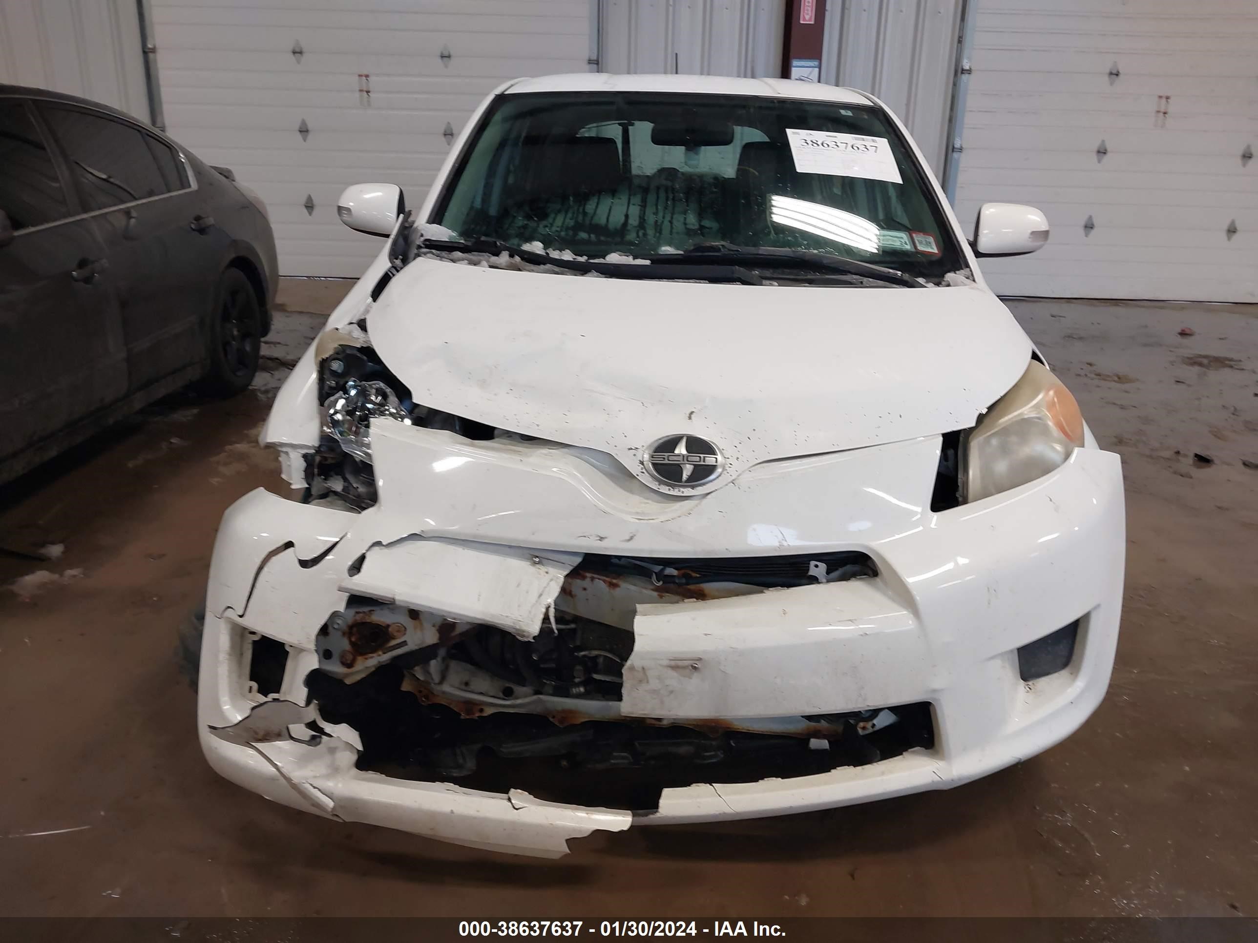 Photo 11 VIN: JTKKU10448J020806 - SCION XD 