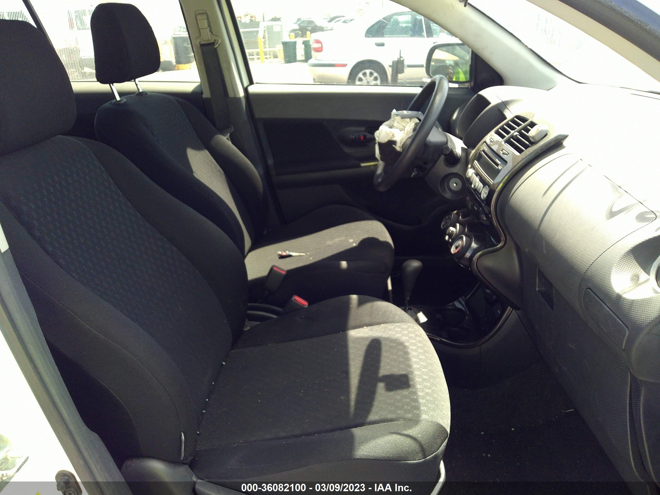 Photo 4 VIN: JTKKU10458J003531 - SCION XD 