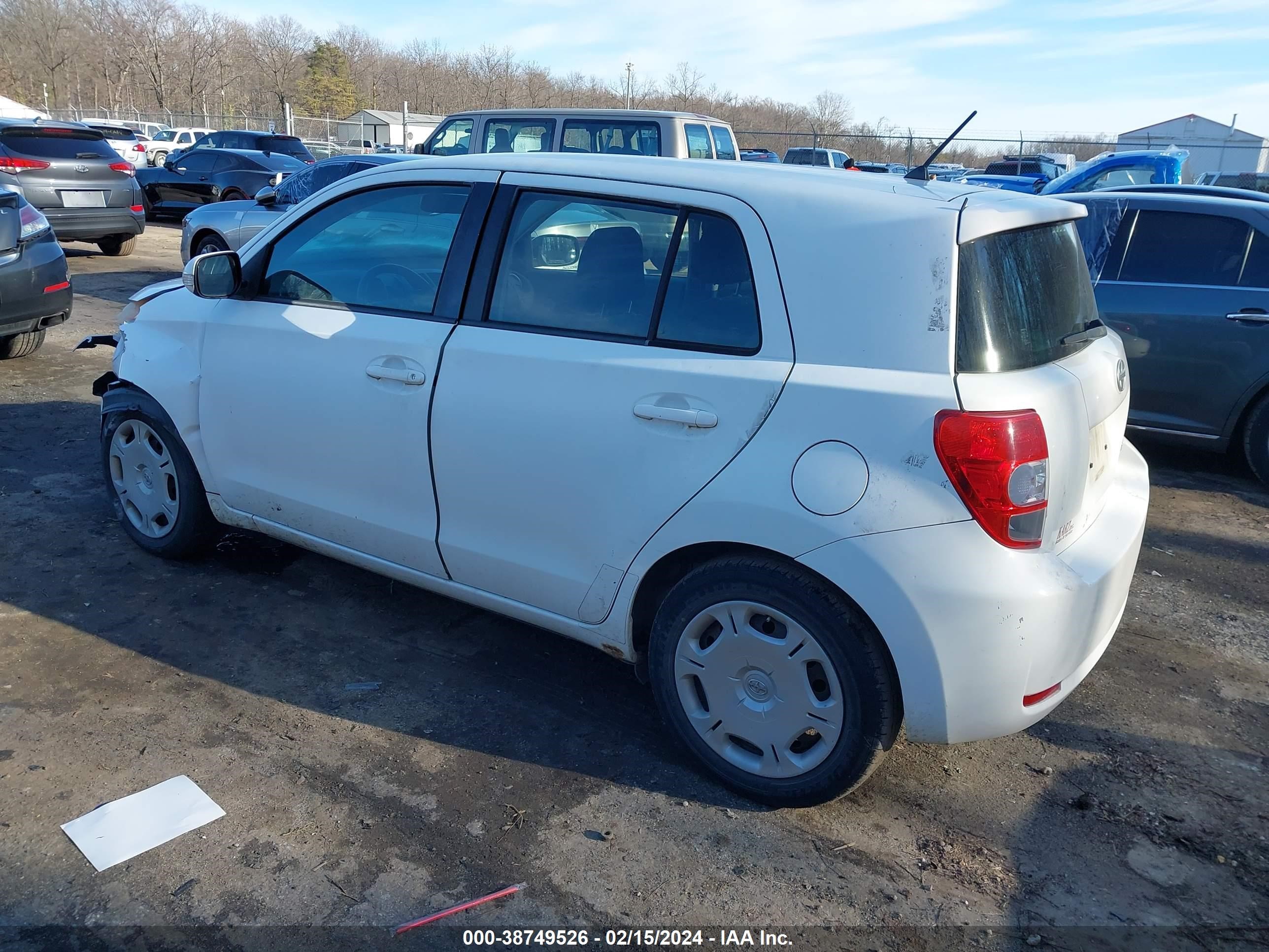 Photo 2 VIN: JTKKU10458J010771 - SCION XD 