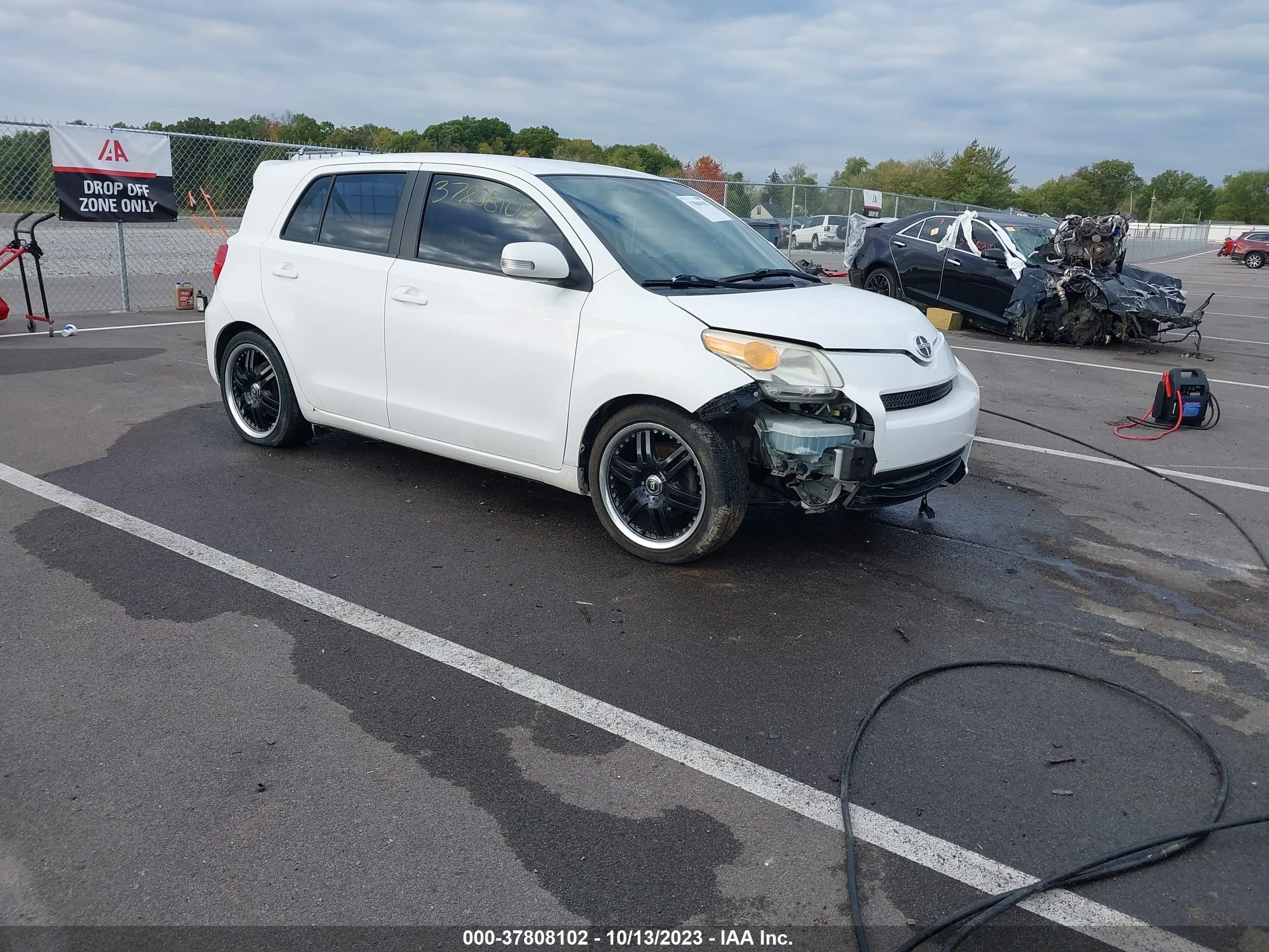 Photo 0 VIN: JTKKU10458J013377 - SCION XD 