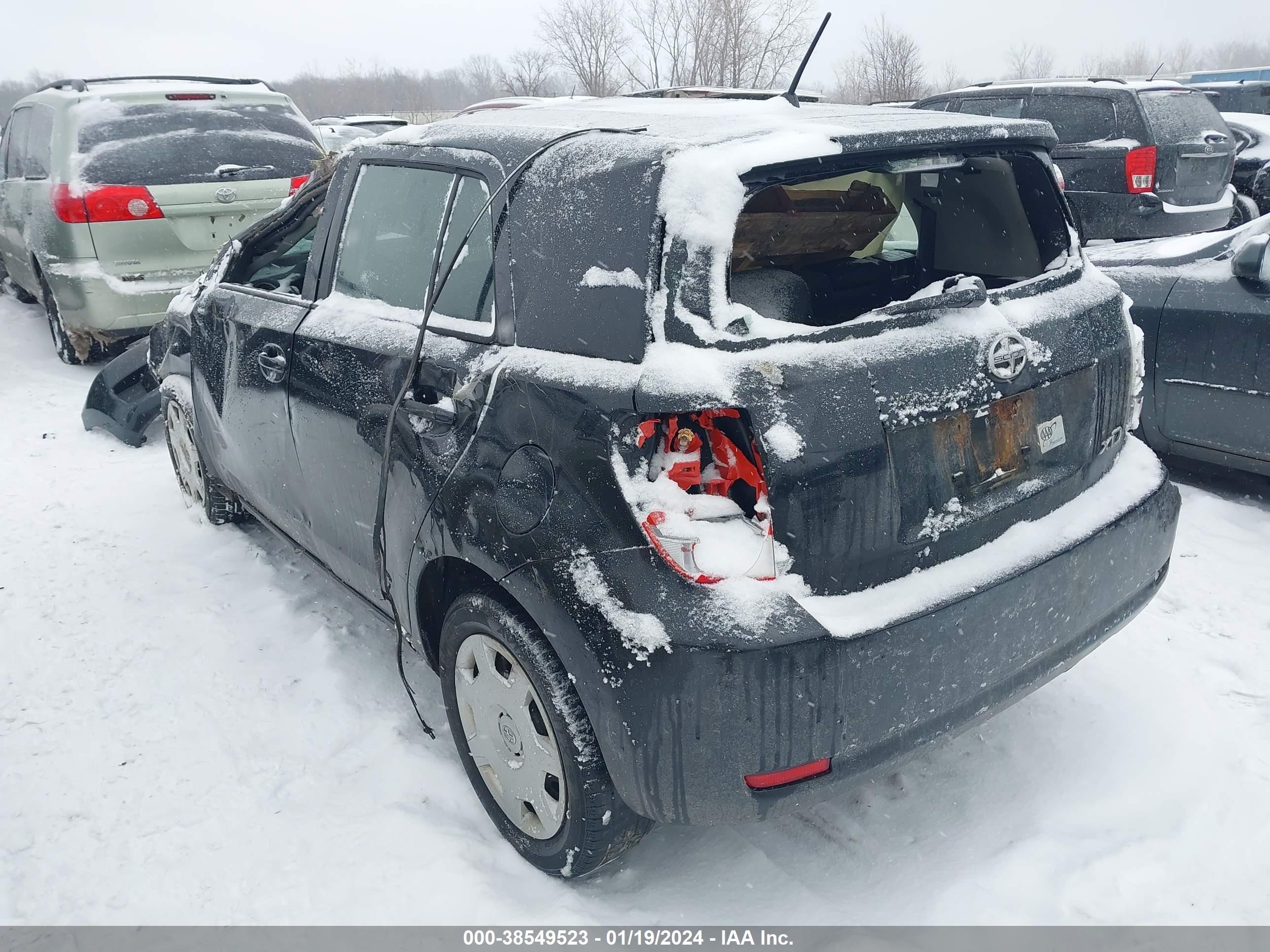 Photo 2 VIN: JTKKU10468J030513 - SCION XD 