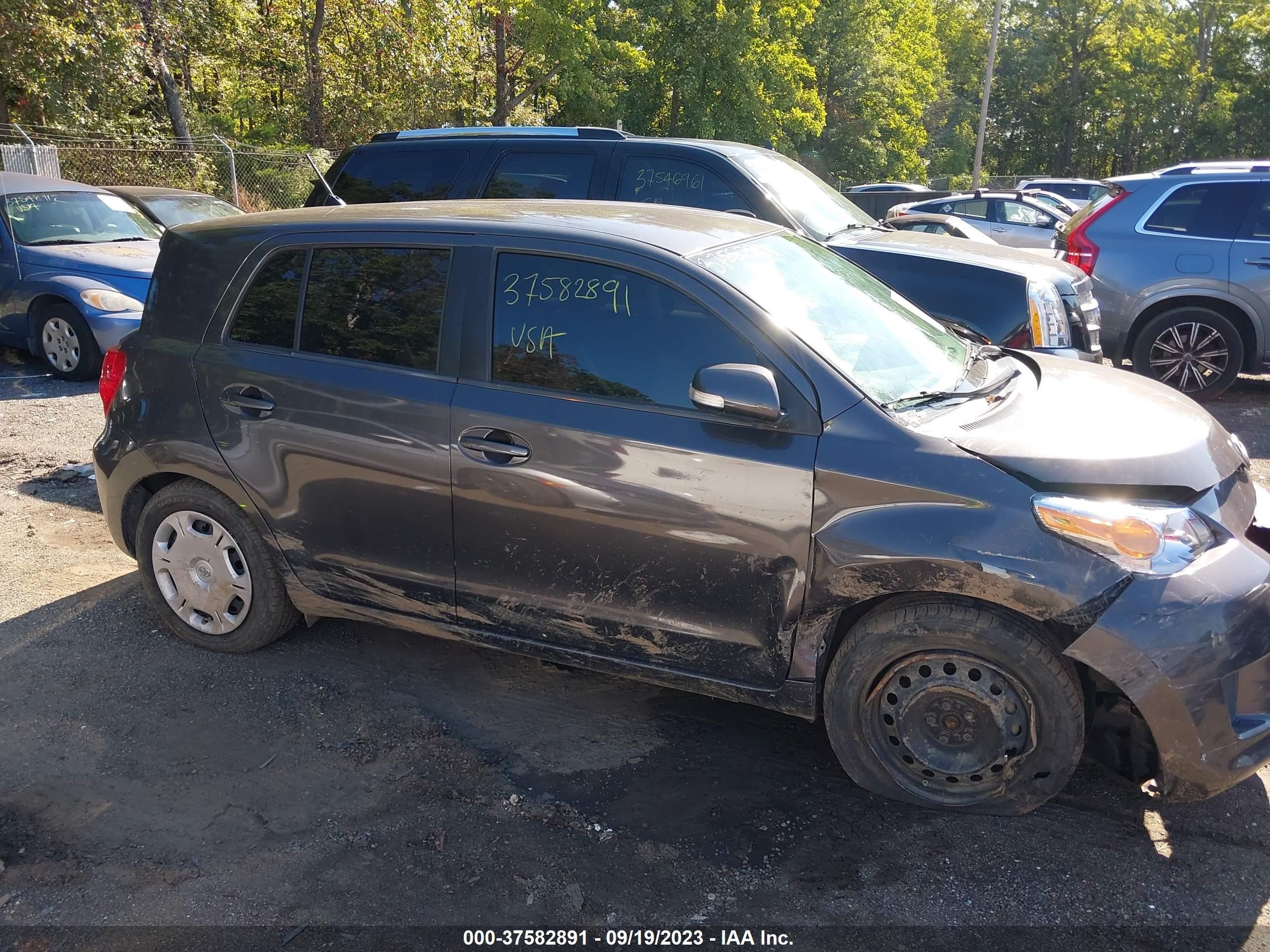 Photo 12 VIN: JTKKU10478J027524 - SCION XD 