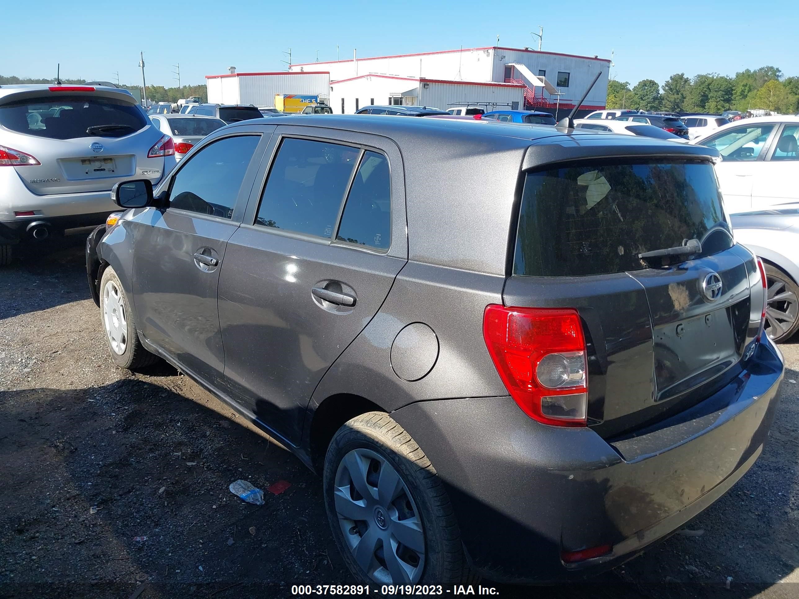 Photo 2 VIN: JTKKU10478J027524 - SCION XD 