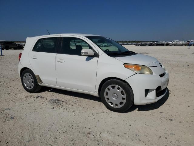 Photo 3 VIN: JTKKU10488J000770 - TOYOTA SCION XD 