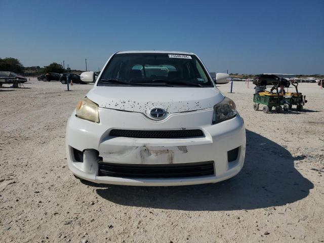 Photo 4 VIN: JTKKU10488J000770 - TOYOTA SCION XD 