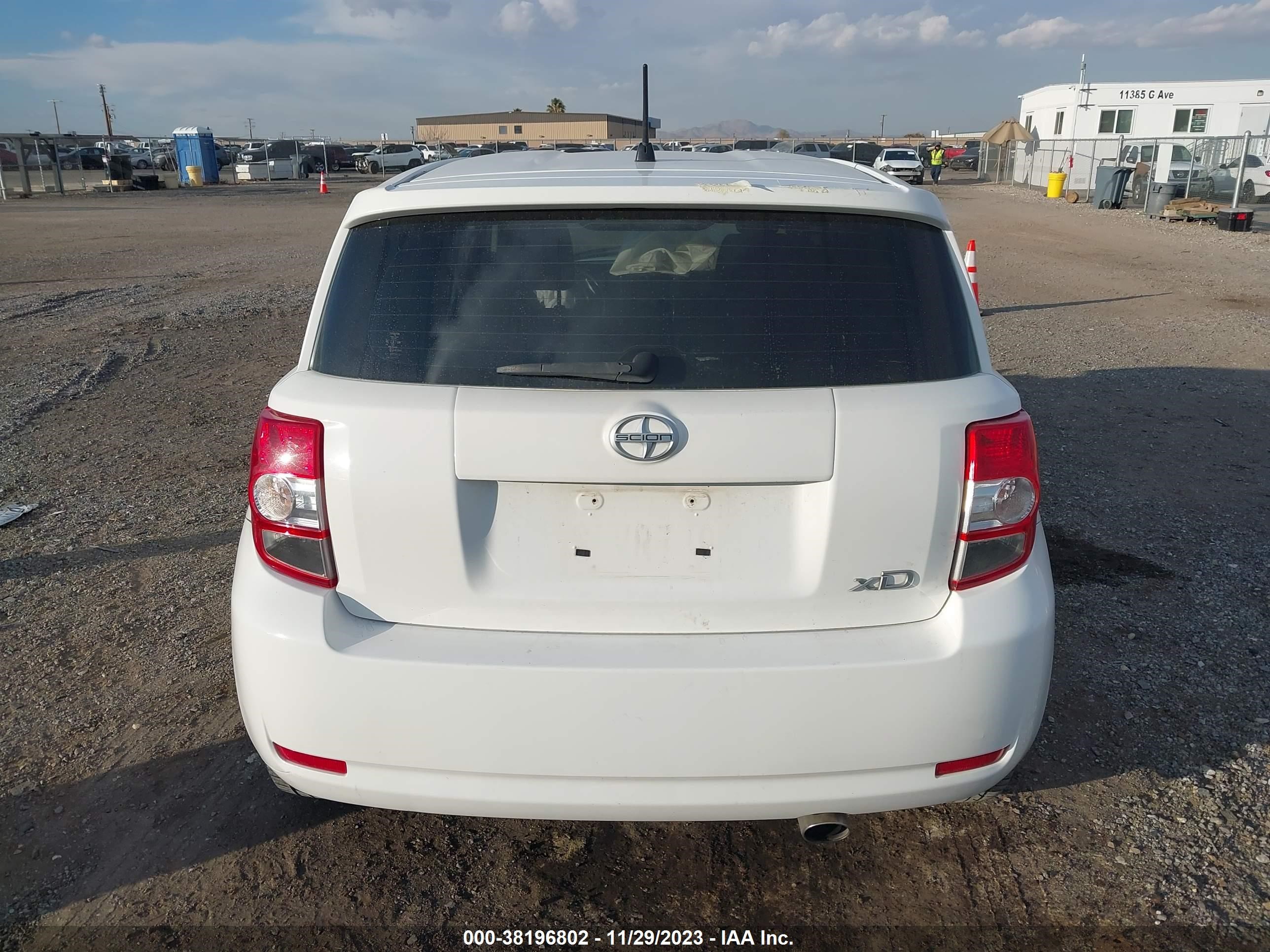 Photo 14 VIN: JTKKU10489J042244 - SCION XD 