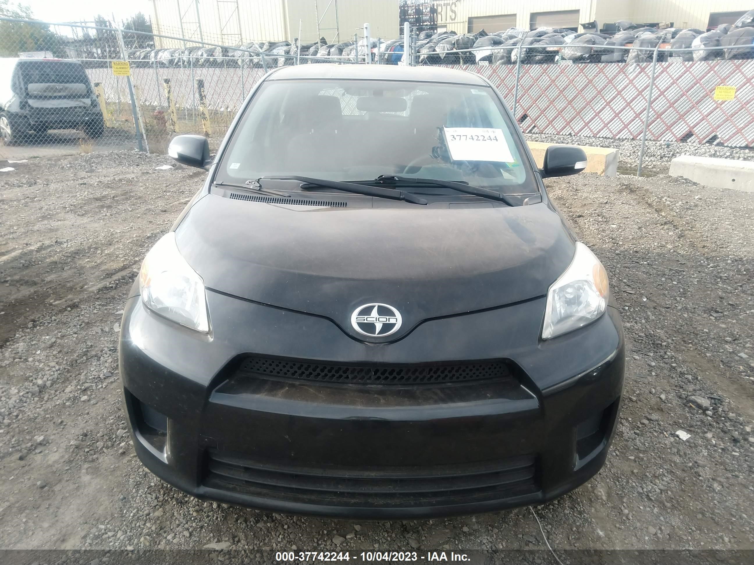 Photo 11 VIN: JTKKU10489J050215 - SCION XD 