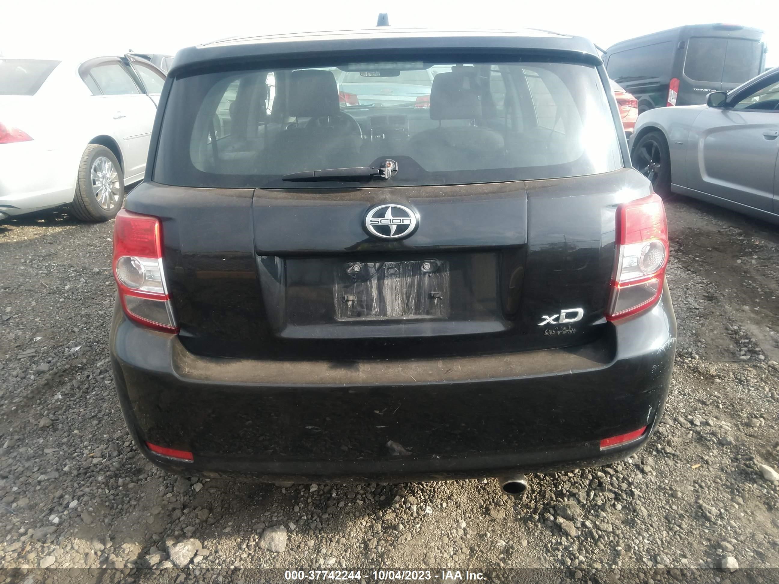 Photo 15 VIN: JTKKU10489J050215 - SCION XD 