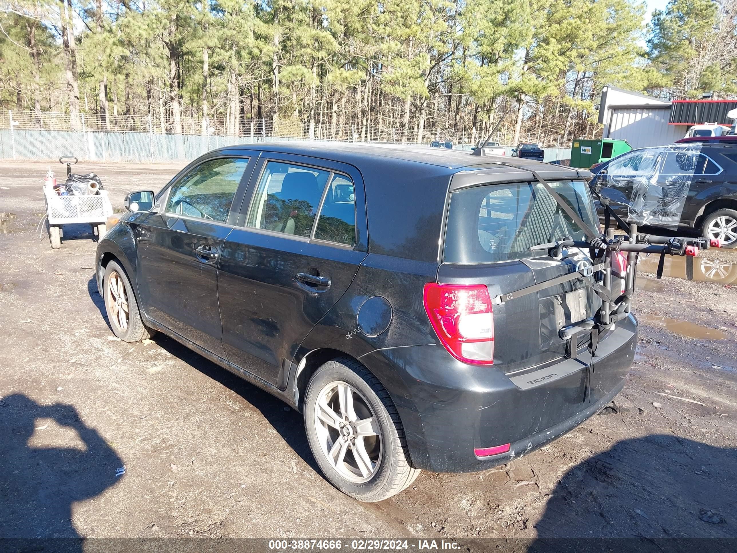 Photo 2 VIN: JTKKU10498J022115 - SCION XD 