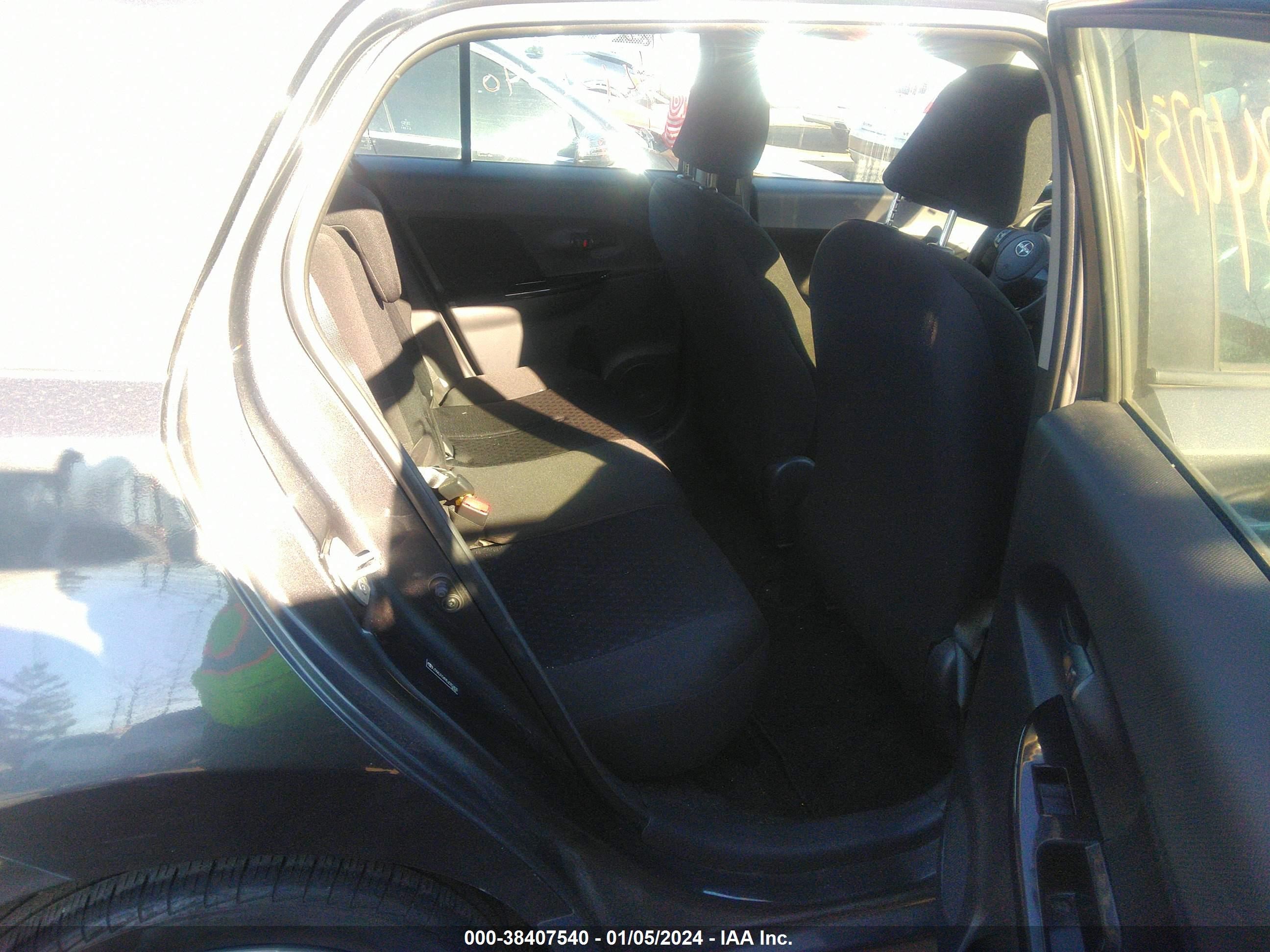 Photo 7 VIN: JTKKU10498J032403 - SCION XD 