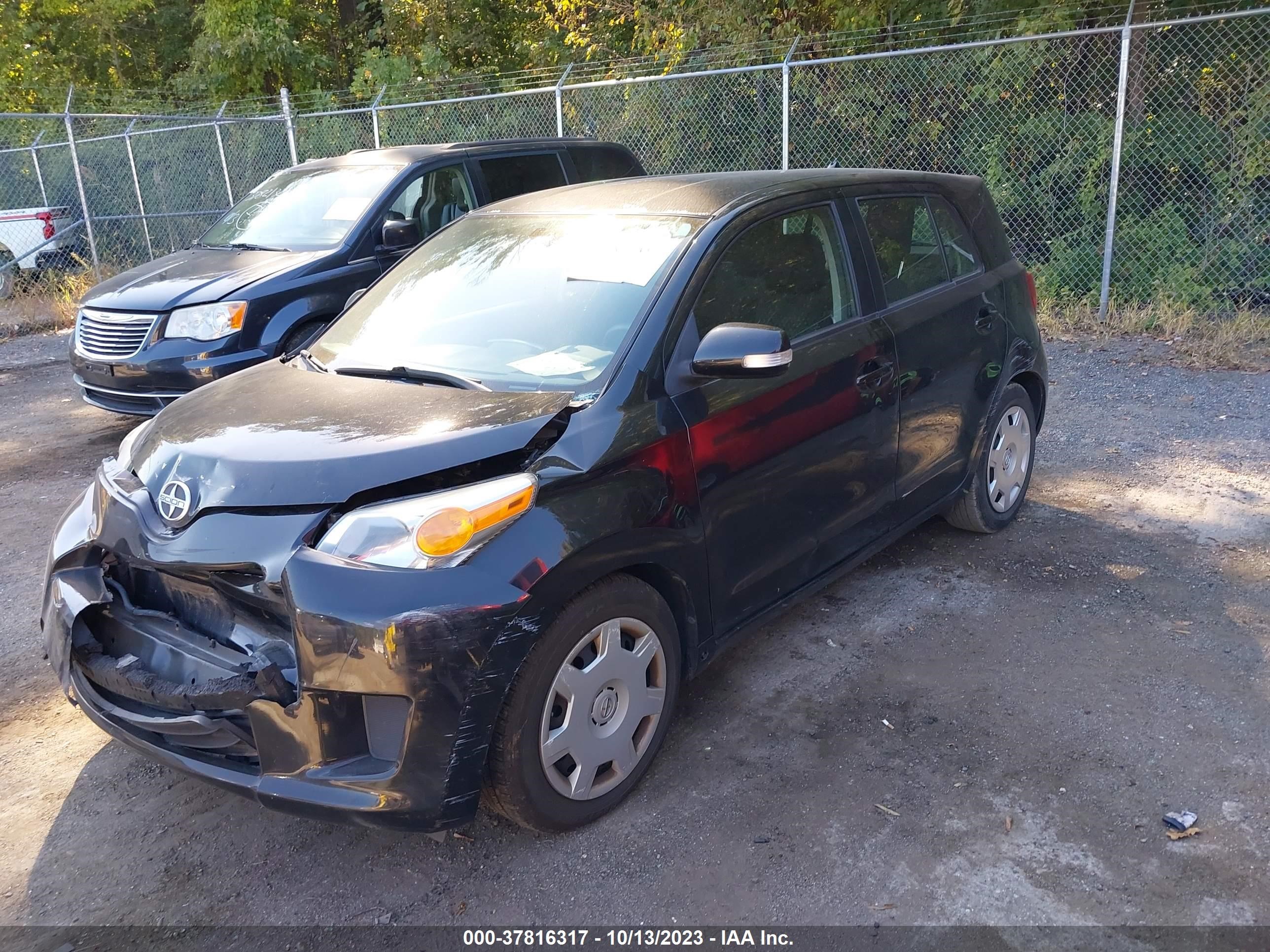 Photo 1 VIN: JTKKU4B43B1013738 - SCION XD 