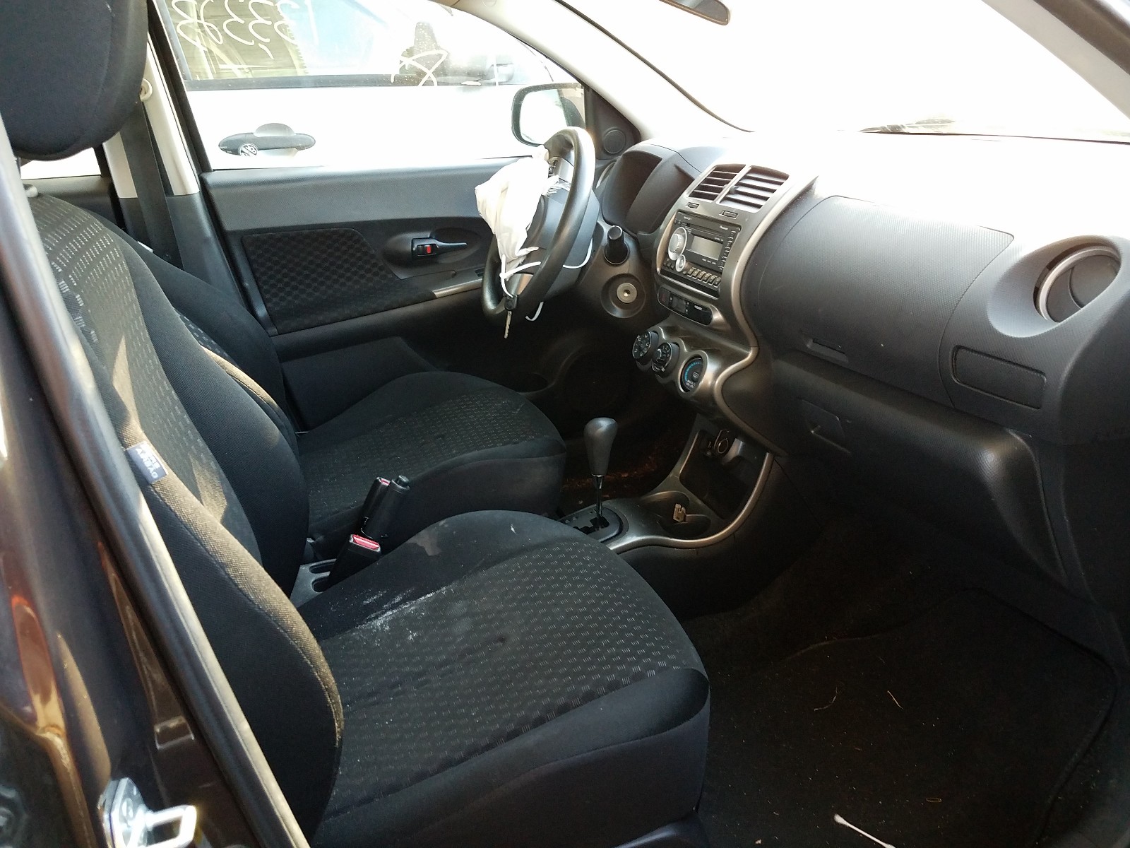 Photo 4 VIN: JTKKU4B45B1008718 - TOYOTA SCION XD 