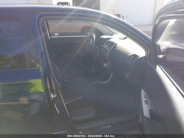 Photo 4 VIN: JTKKU4B45B1009125 - SCION XD 