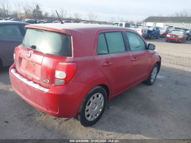 Photo 3 VIN: JTKKU4B47C1015770 - SCION XD 