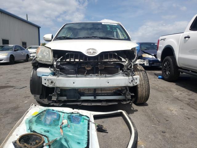 Photo 8 VIN: JTKKU4B49C1016855 - SCION XD 