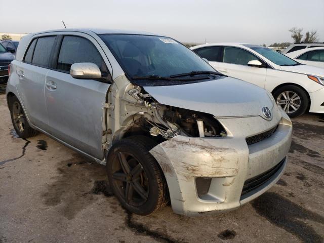 Photo 3 VIN: JTKKUPB40D1037693 - TOYOTA SCION XD 