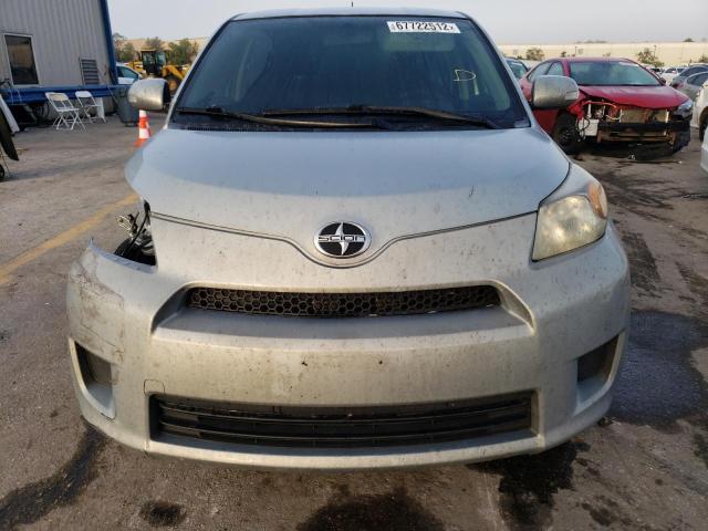 Photo 4 VIN: JTKKUPB40D1037693 - TOYOTA SCION XD 