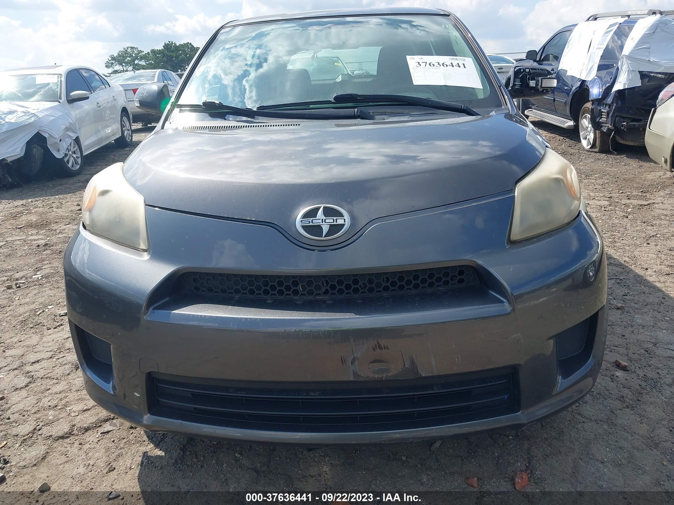 Photo 11 VIN: JTKKUPB40D1038021 - SCION XD 