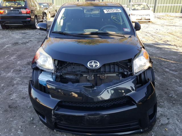 Photo 8 VIN: JTKKUPB41D1032826 - TOYOTA SCION XD 