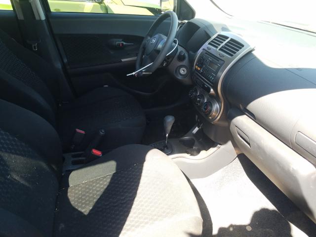 Photo 4 VIN: JTKKUPB43D1030303 - TOYOTA SCION XD 