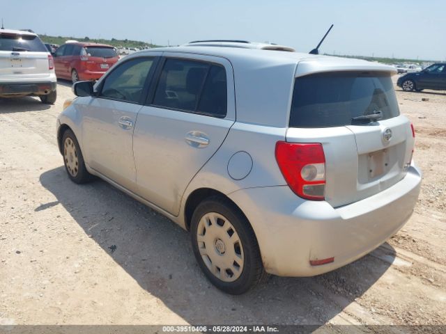 Photo 2 VIN: JTKKUPB43E1042212 - TOYOTA SCION XD 