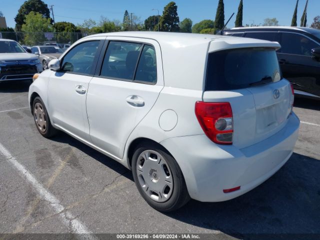 Photo 2 VIN: JTKKUPB44D1035638 - SCION XD 