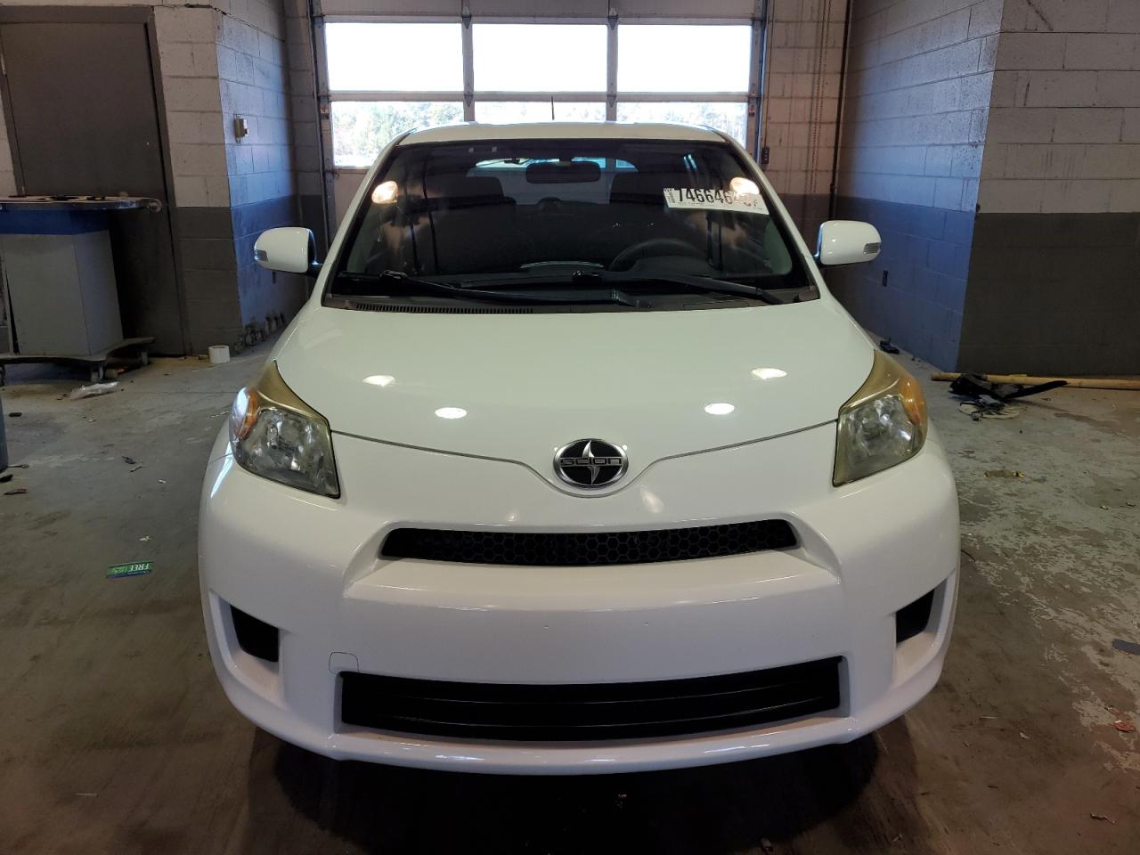 Photo 4 VIN: JTKKUPB44D1038815 - SCION XD 