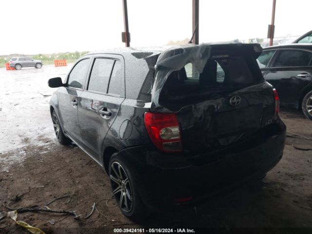 Photo 2 VIN: JTKKUPB45E1042521 - TOYOTA SCION XD 