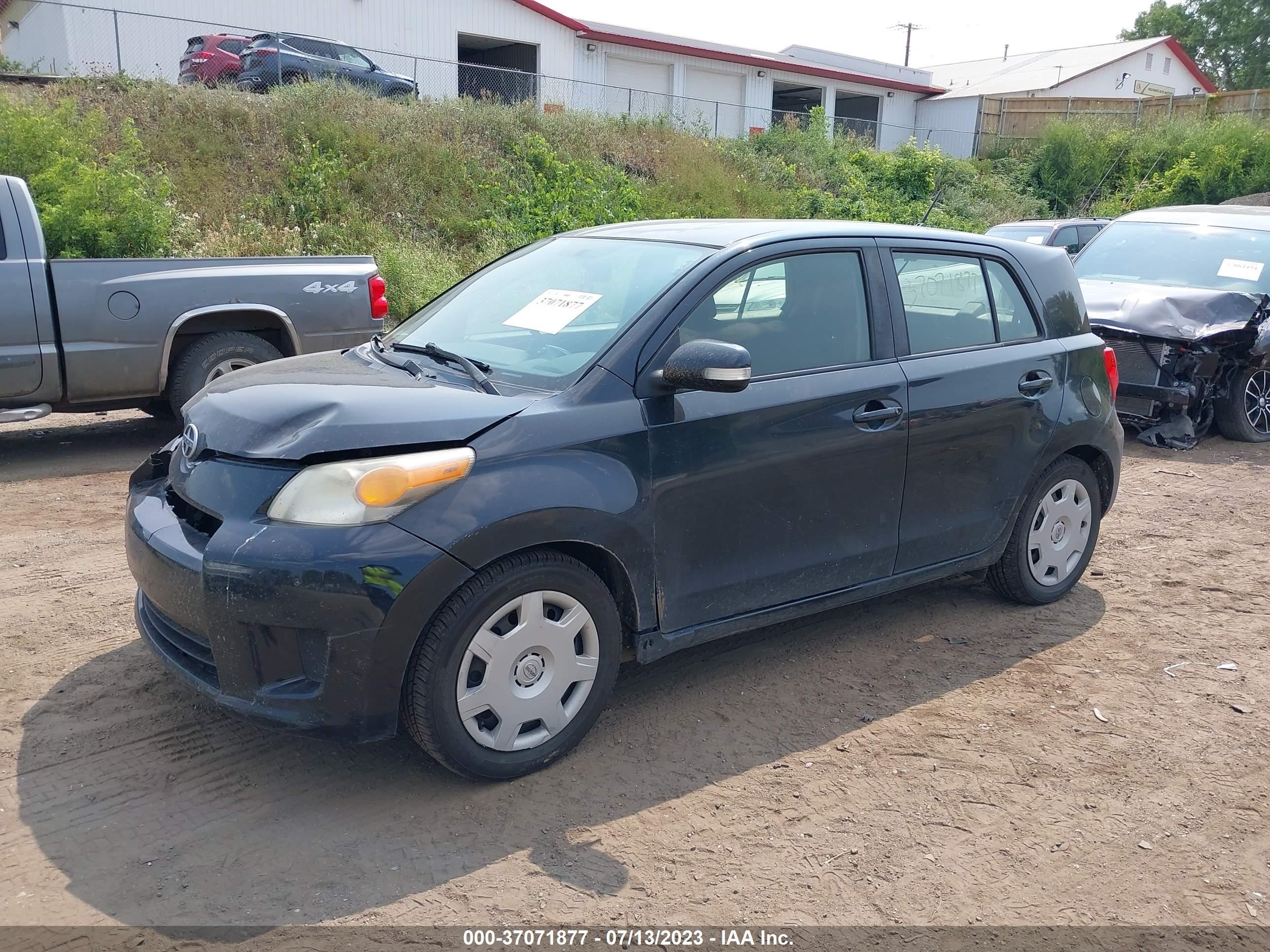 Photo 1 VIN: JTKKUPB47D1029946 - SCION XD 