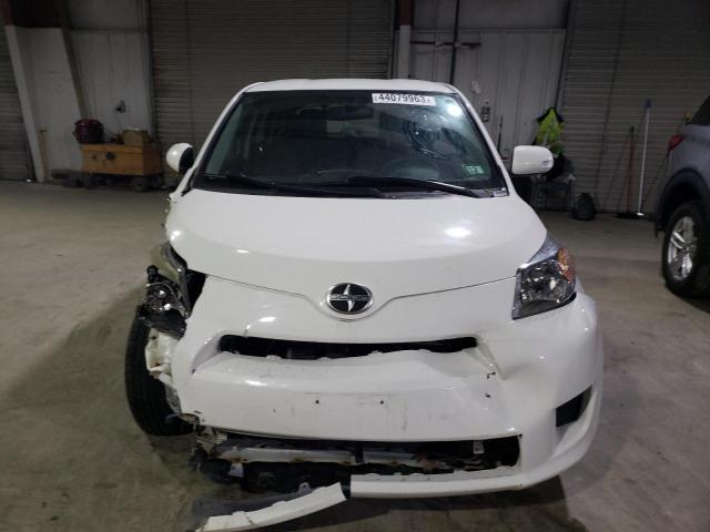 Photo 4 VIN: JTKKUPB47D1035083 - TOYOTA SCION XD 