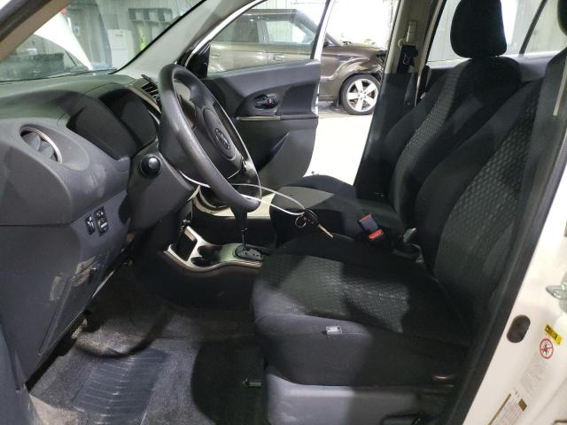 Photo 6 VIN: JTKKUPB47D1035083 - TOYOTA SCION XD 