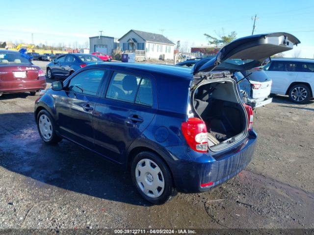 Photo 2 VIN: JTKKUPB47D1035374 - TOYOTA SCION XD 