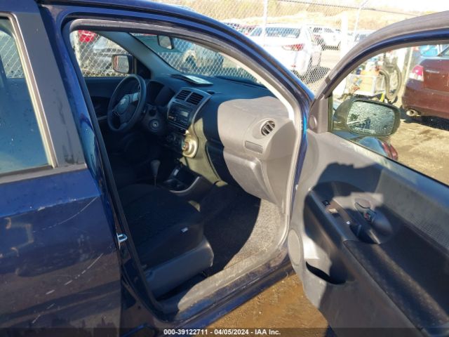 Photo 4 VIN: JTKKUPB47D1035374 - TOYOTA SCION XD 