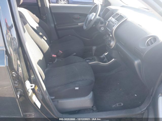 Photo 4 VIN: JTKKUPB47E1045145 - TOYOTA SCION XD 