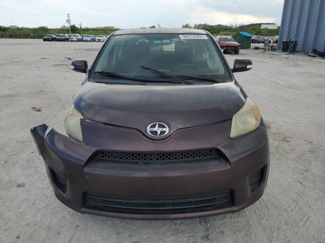 Photo 4 VIN: JTKKUPB48D1030913 - TOYOTA SCION 