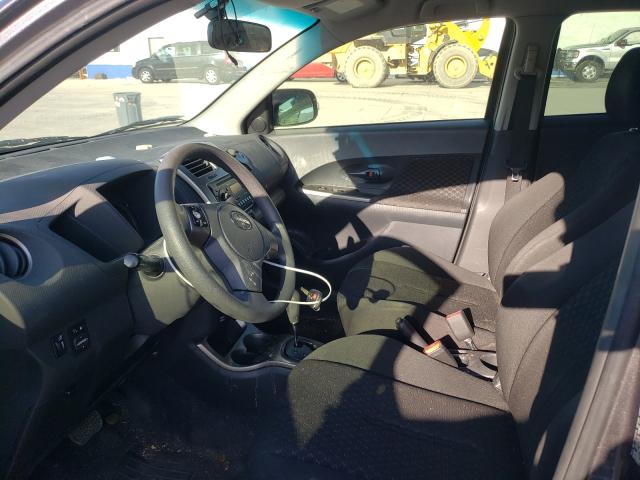 Photo 4 VIN: JTKKUPB48D1031673 - TOYOTA SCION XD 