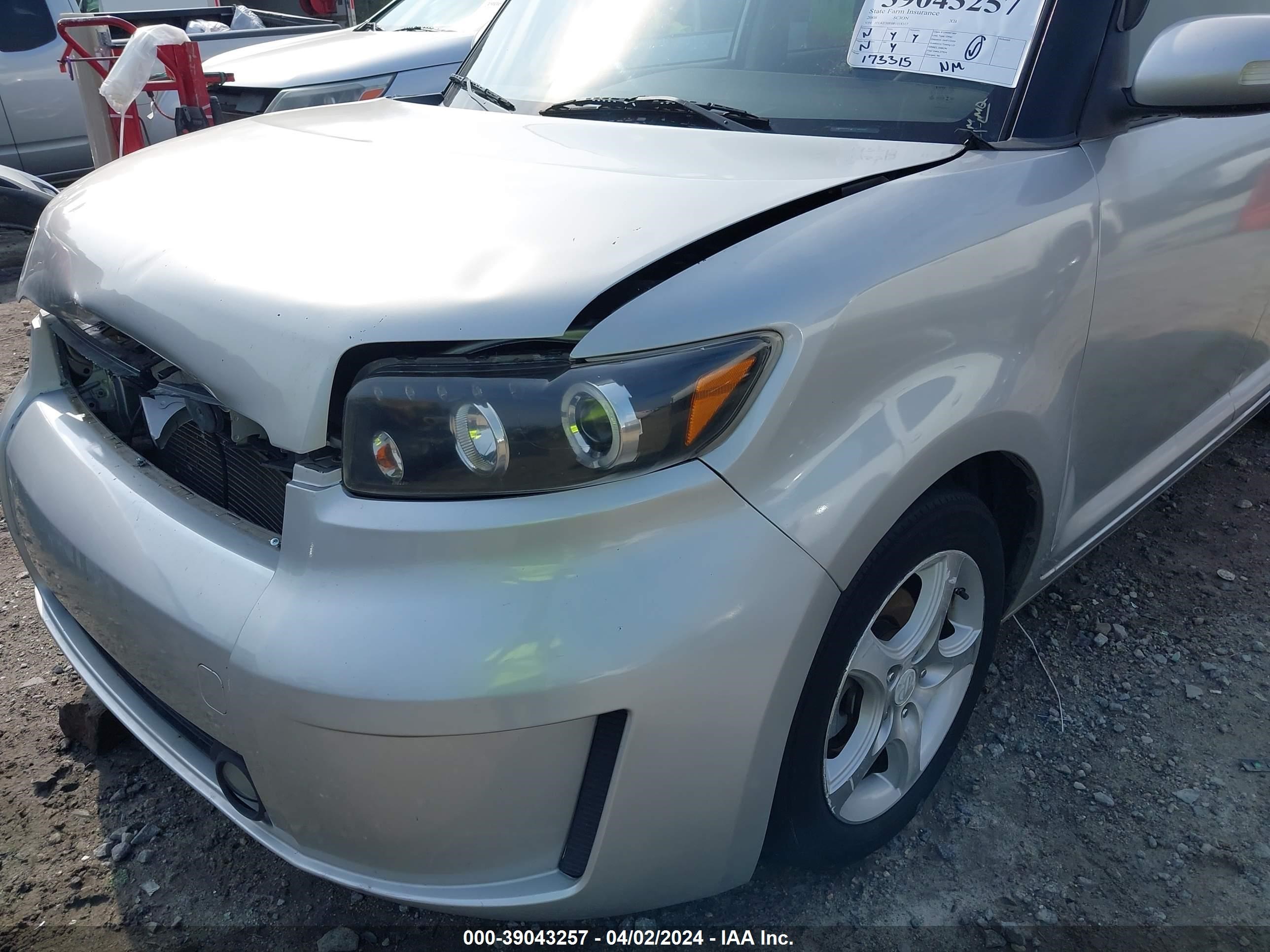 Photo 17 VIN: JTLKE50E081018317 - SCION XB 